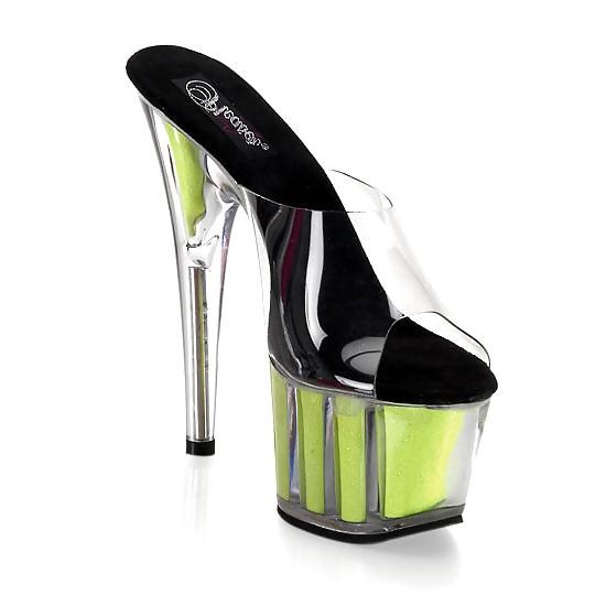25P FEET & SHOES 
