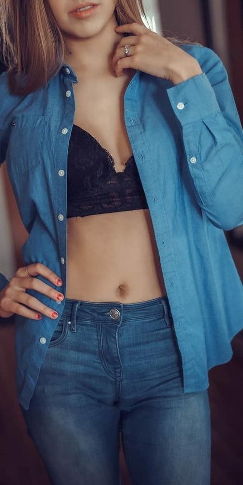 25P Canadian erotic models 5