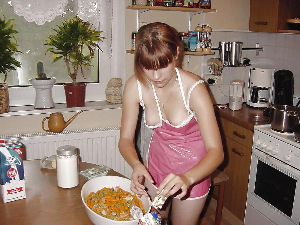 25P Teen Tits in the kitchen