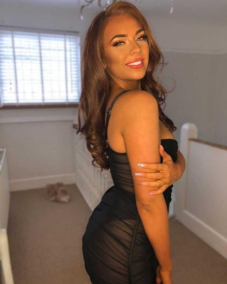 25P Demi Jones Love Island