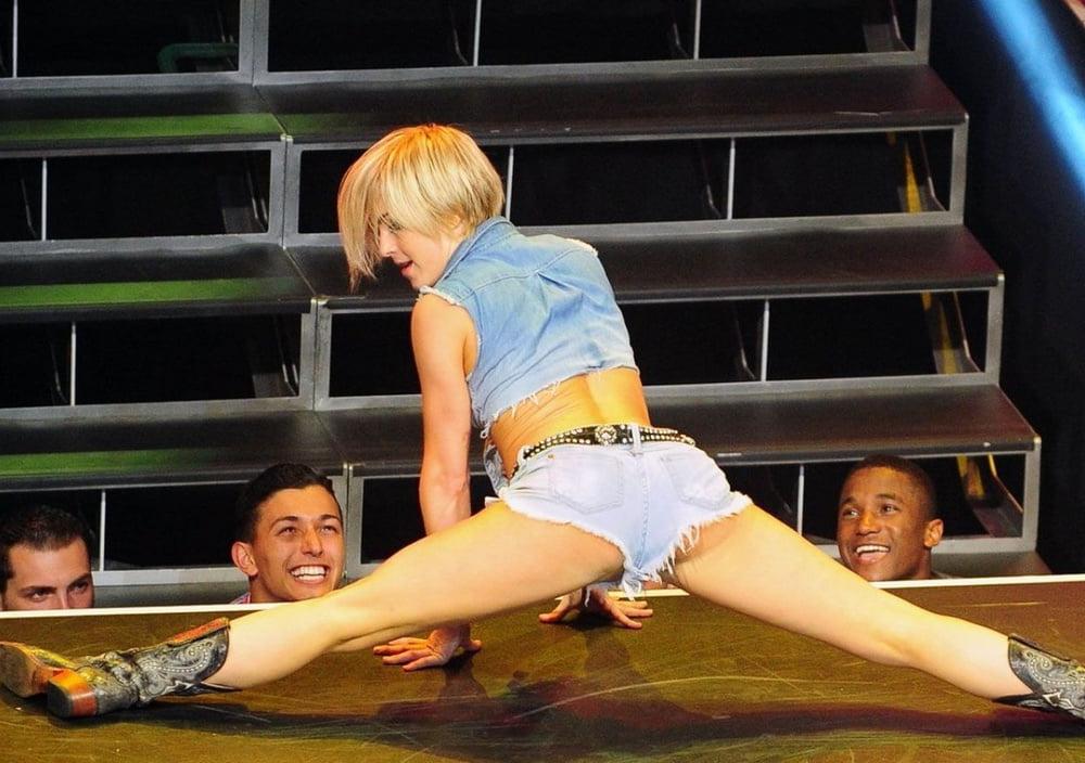 25P Julianne Hough Fit As Fuck Live