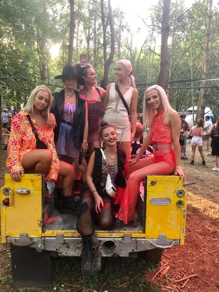 25P Pikey Sluts Ready to Fuck