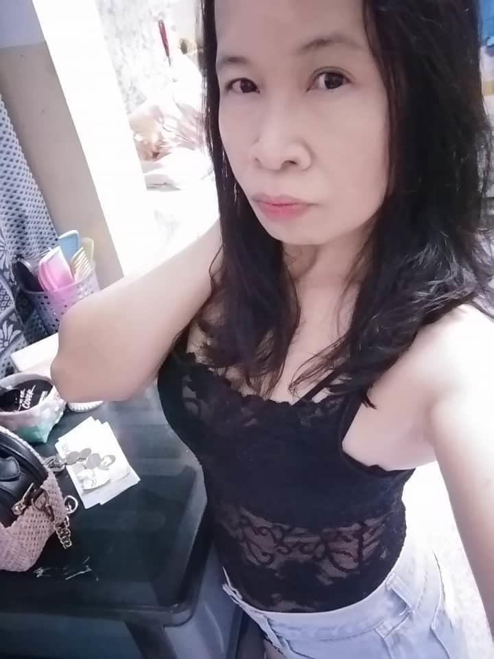 25P Whore at home