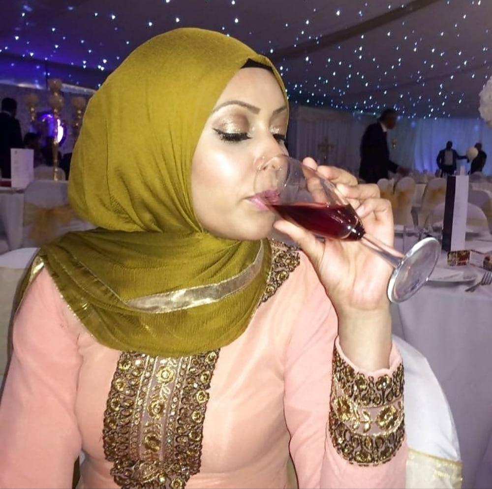 24P MILF Fuck Sluts