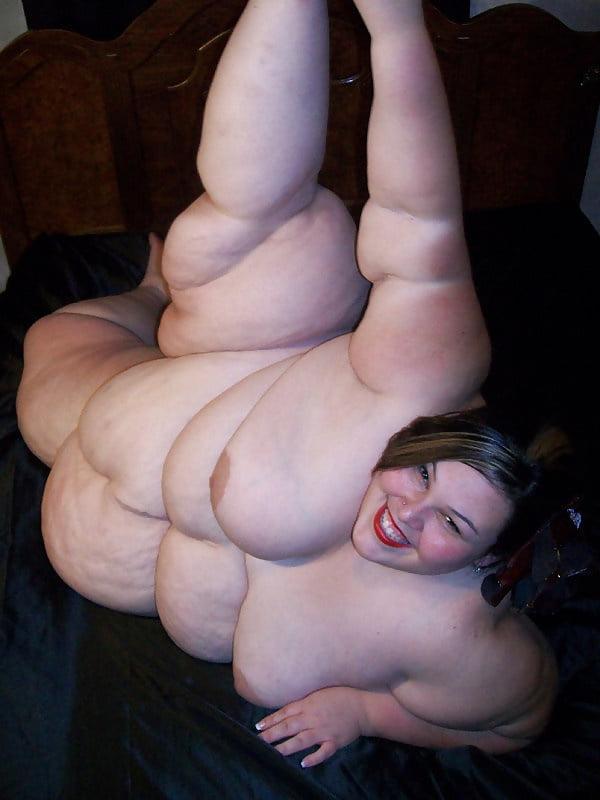25P Ssbbw love to go hogging