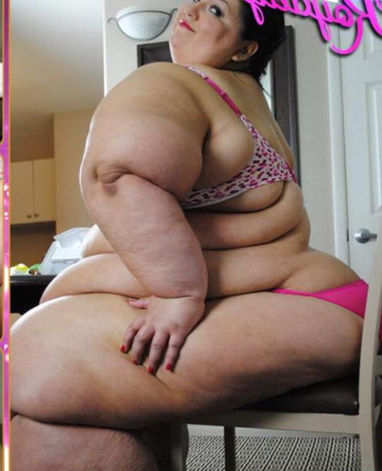 25P Ssbbw love to go hogging