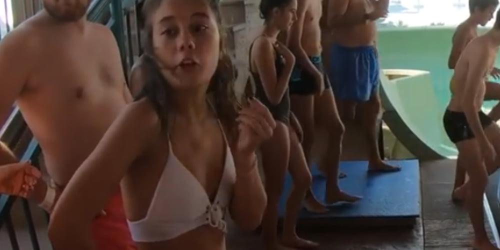 25P Water park Asses