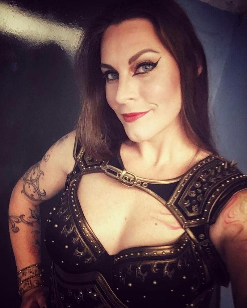 25P Floor Jansen - Dutch Metal Singer 3