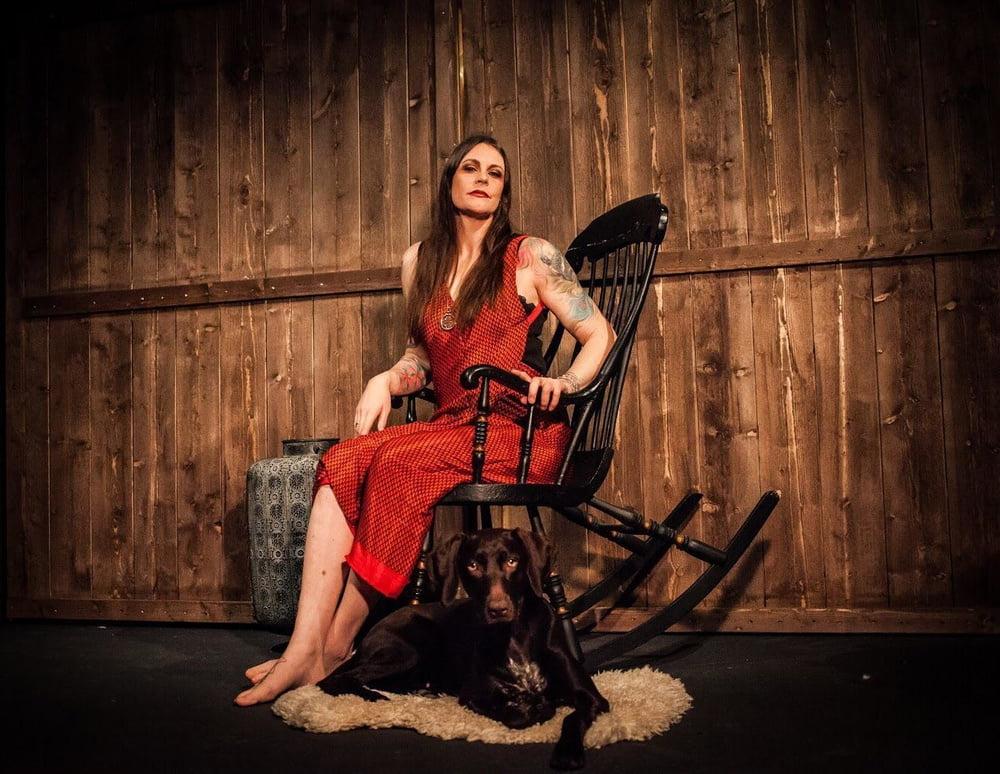 25P Floor Jansen - Dutch Metal Singer 3