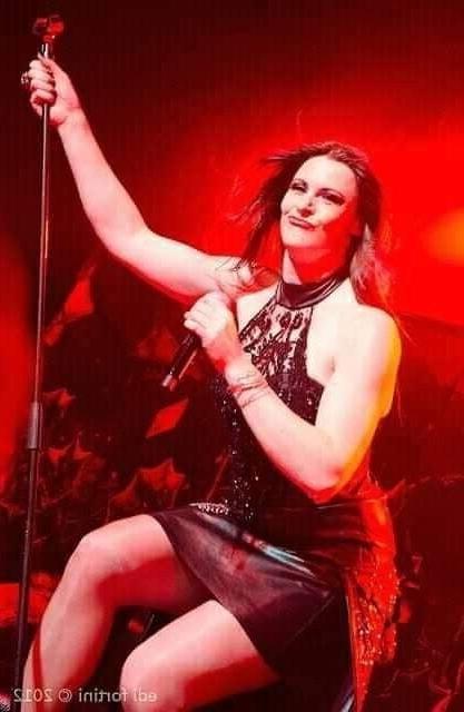 25P Floor Jansen - Dutch Metal Singer 3