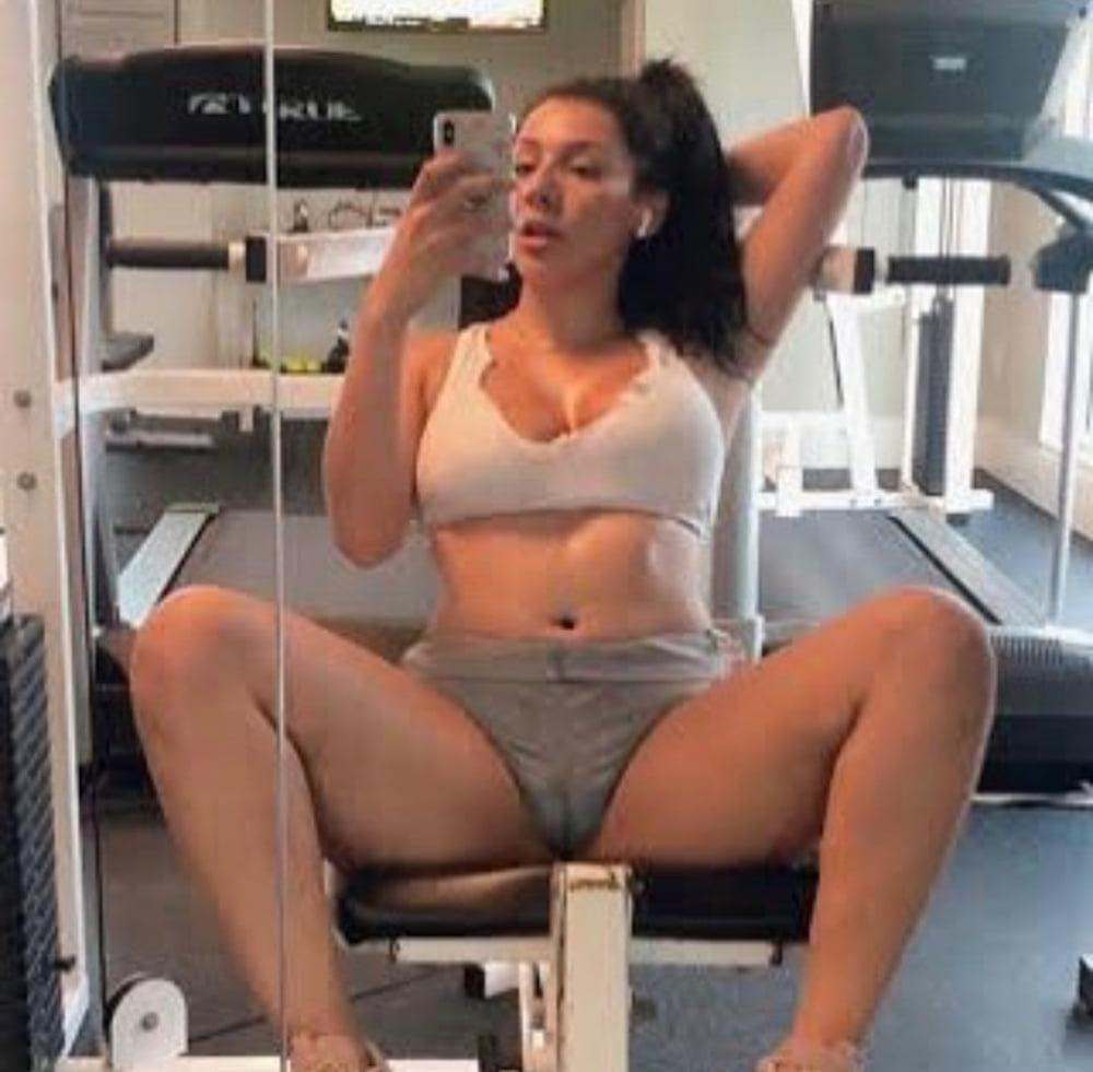 25P Cameltoe