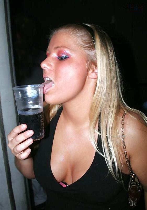 25P Gorgeous bombshell blonds