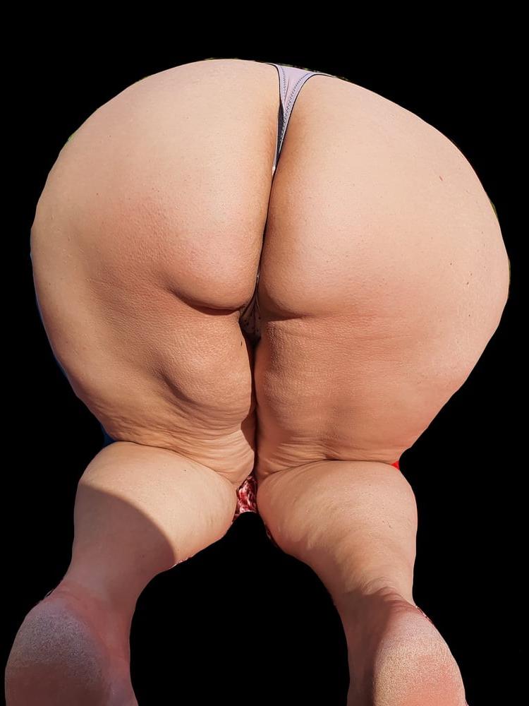 15P Mature Elena pawg ass