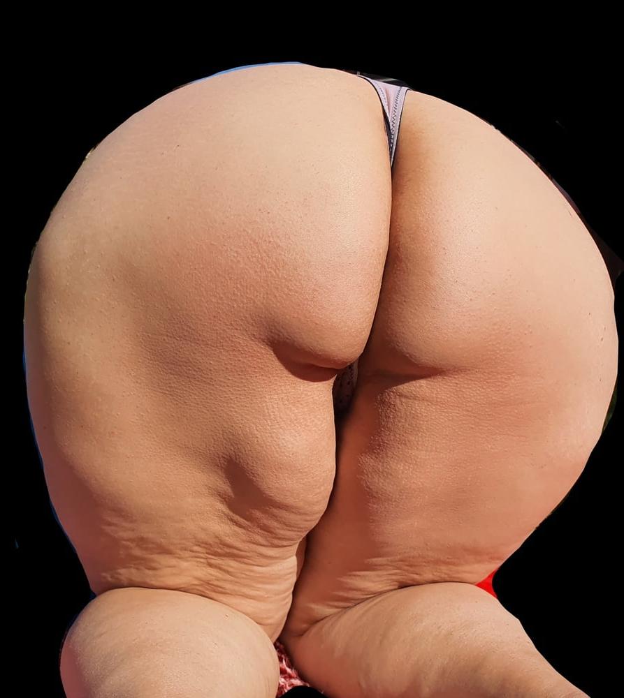 15P Mature Elena pawg ass