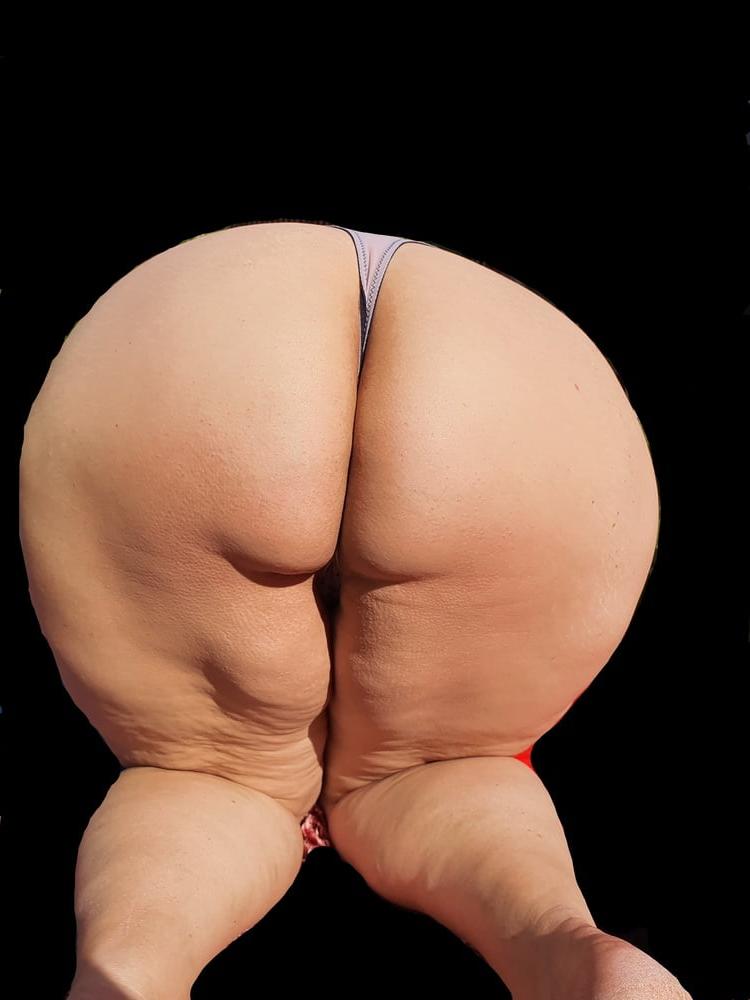 15P Mature Elena pawg ass