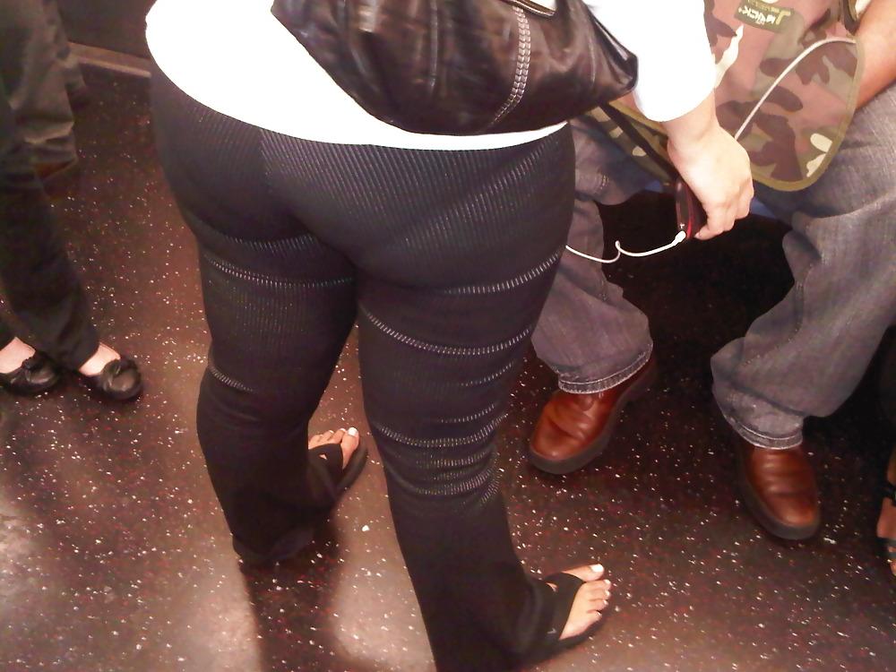 20P Candid females