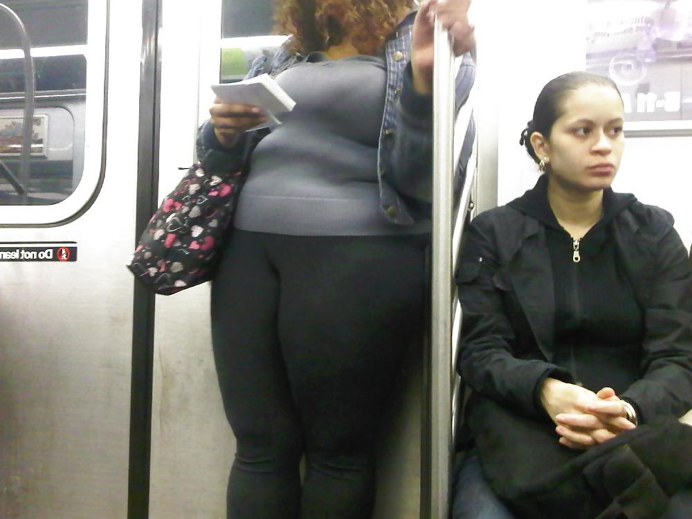 20P Candid females