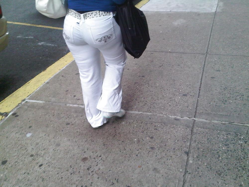 20P Candid females