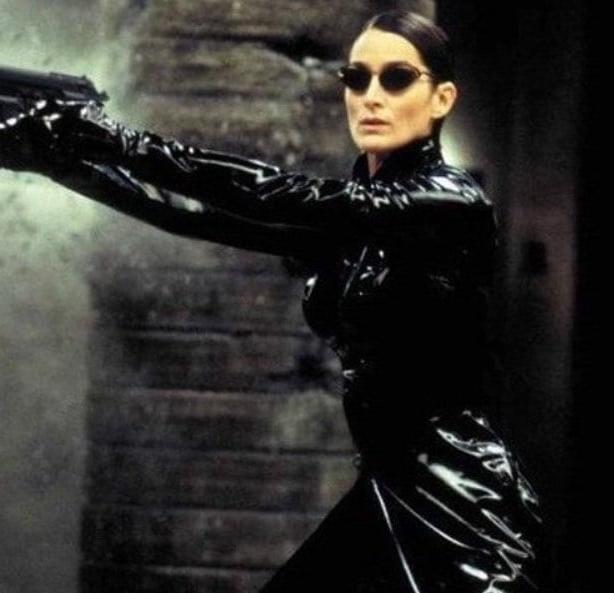 25P Carrie-Anne Moss Fit As Fuck Hot Look