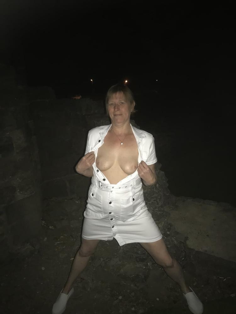 12P NEW DOGGING IN DUDLEY JULY 20