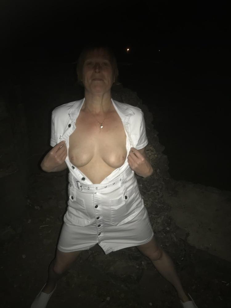 12P NEW DOGGING IN DUDLEY JULY 20
