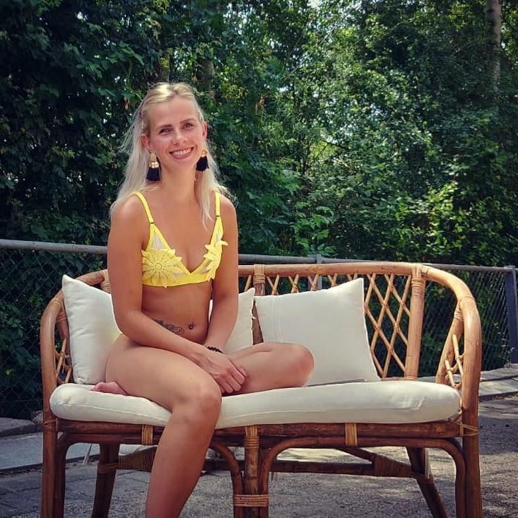 18P Sexy Blonde Dutch Girl