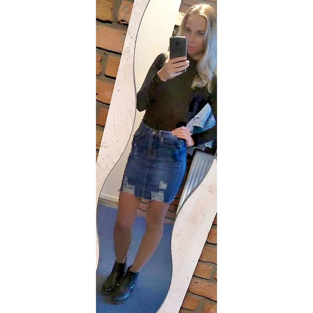 18P Sexy Blonde Dutch Girl