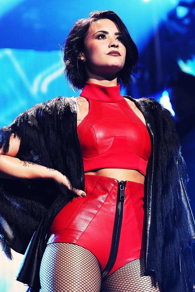 25P Demi Lovato Fit As Fuck 4