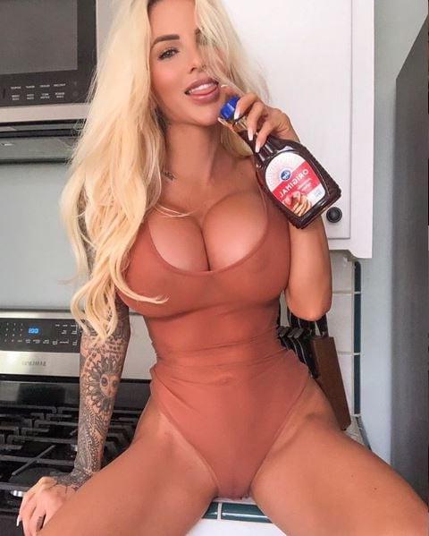 25P Instagram Babe I want to Fuck - JessieW
