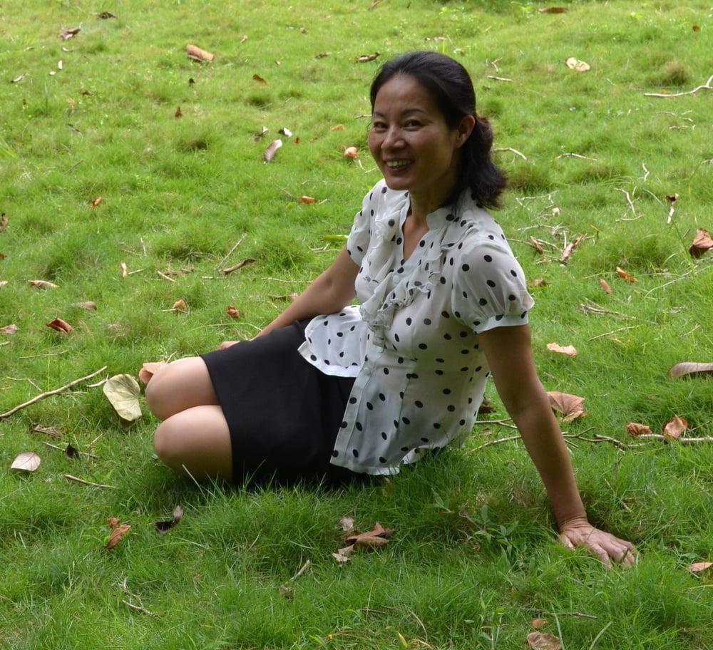 17P Pantyhosed Asian Granny to Fuck