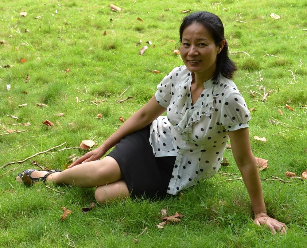 17P Pantyhosed Asian Granny to Fuck