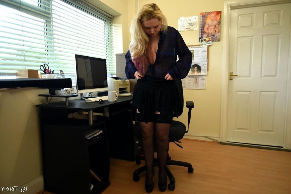 25P Buxom blonde T strips off in the office