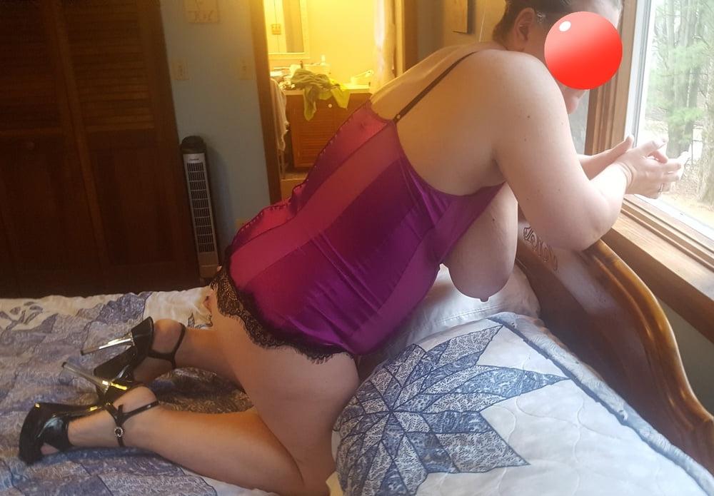 18P Huge tits fat ass wife ready to fuck