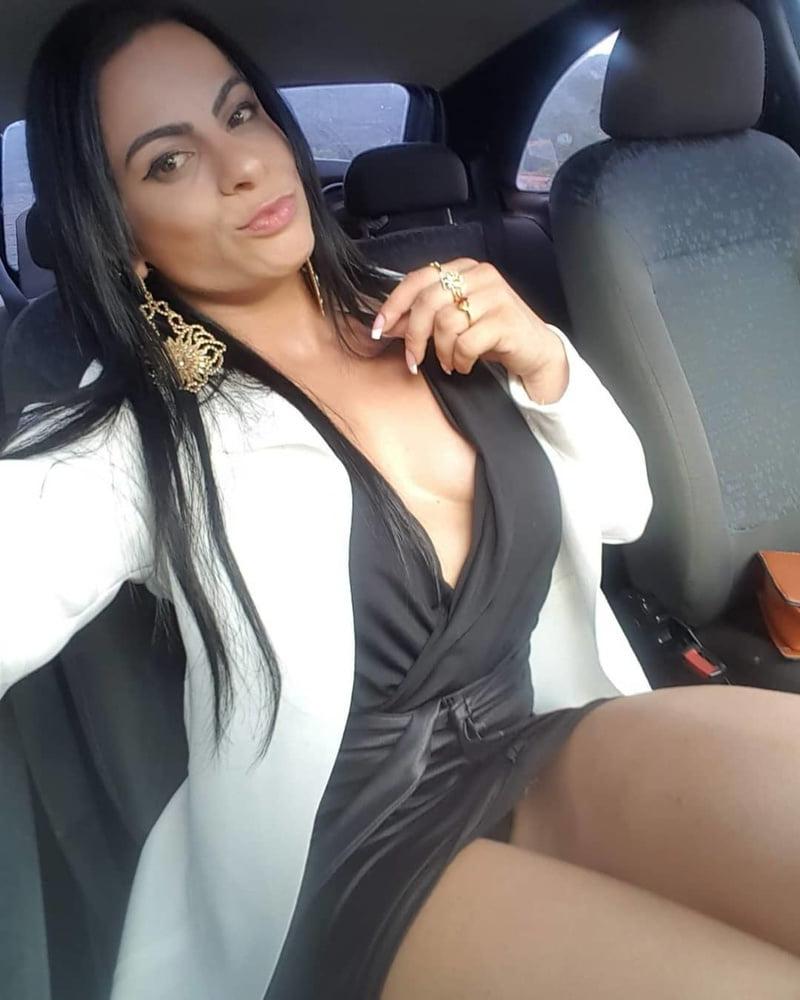 25P Vivian Hot Latina Bombshell Amateur