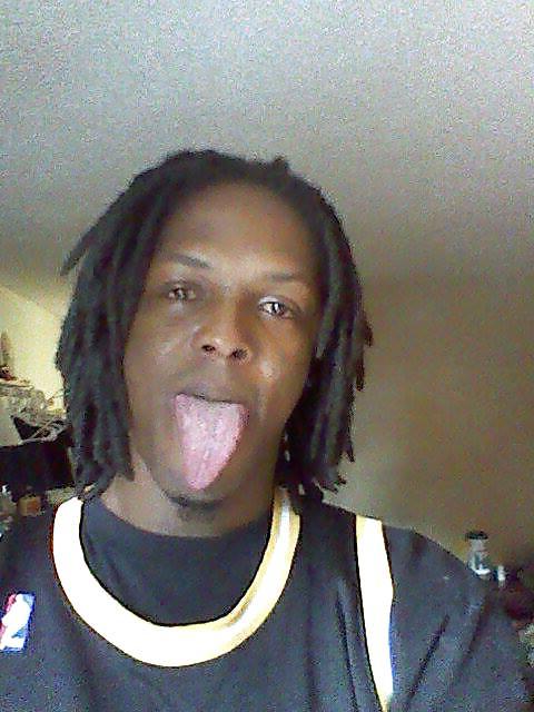 8P MR LONG TONGUE