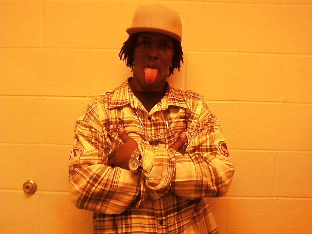 8P MR LONG TONGUE