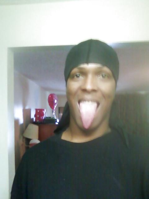8P MR LONG TONGUE