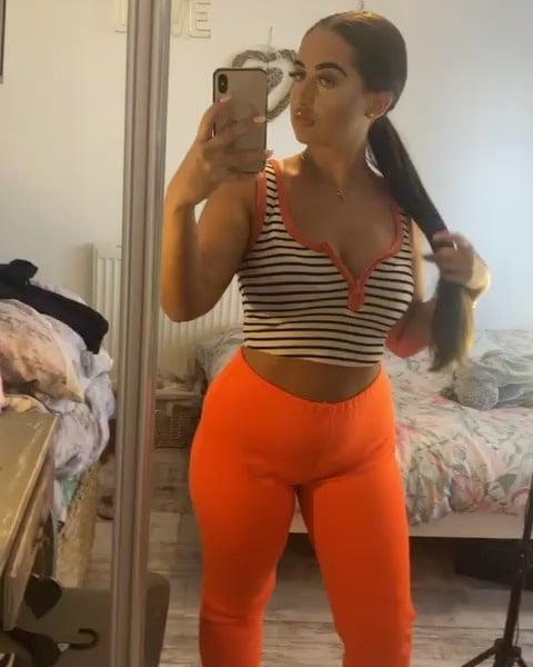 25P PAWG chav slag Phoebe