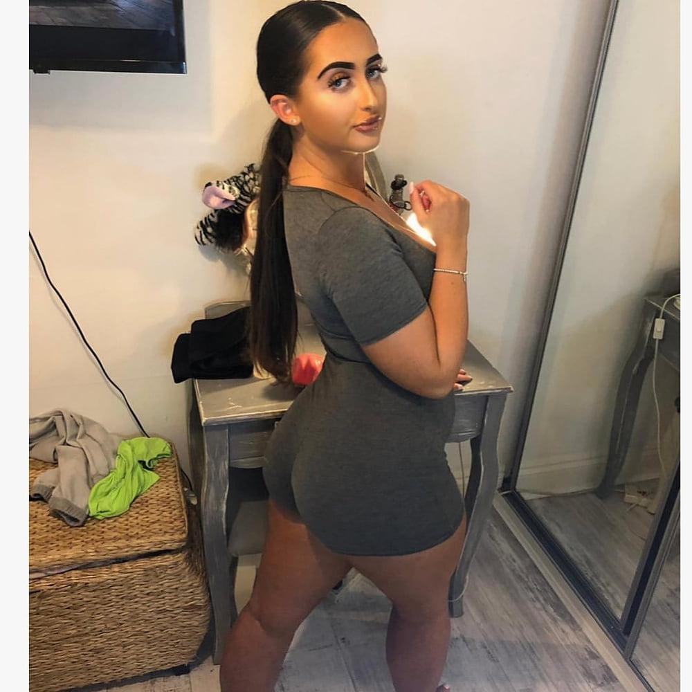 25P PAWG chav slag Phoebe