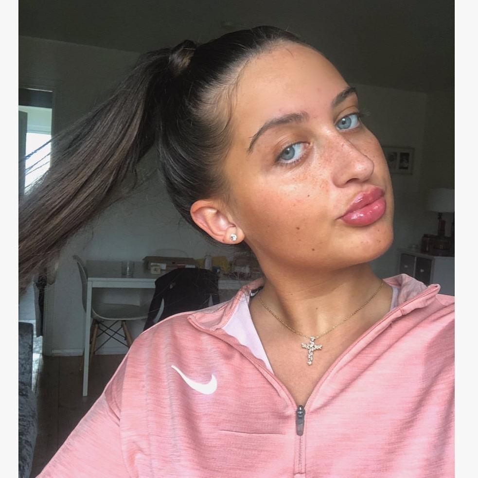 25P PAWG chav slag Phoebe