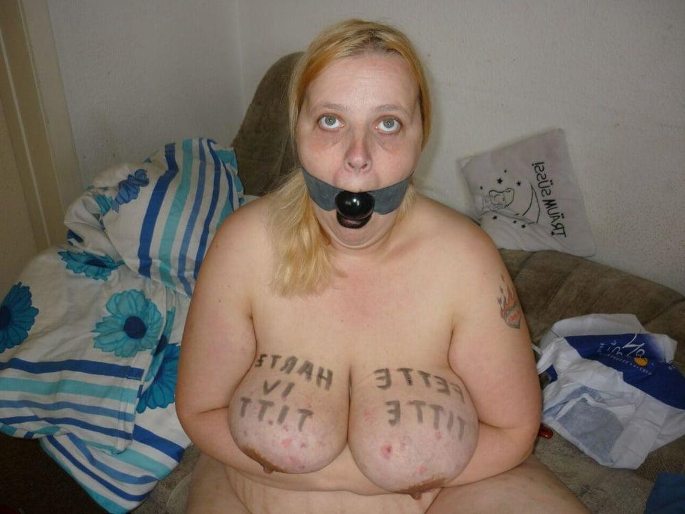 25P Fuck Pigs