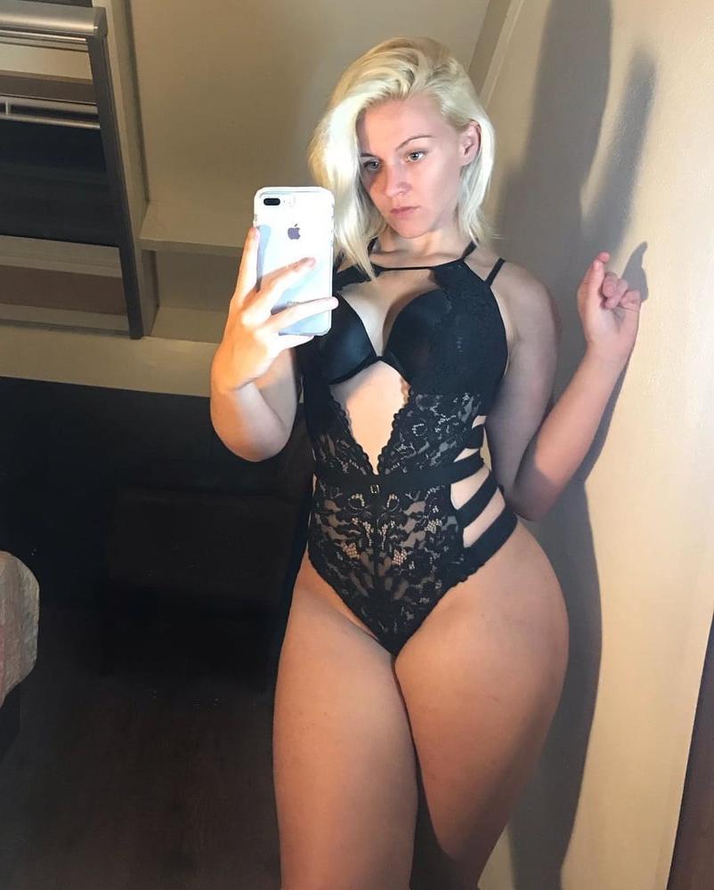 25P Vera Dijkmans Hot Blonde PAWG Dutch Babe