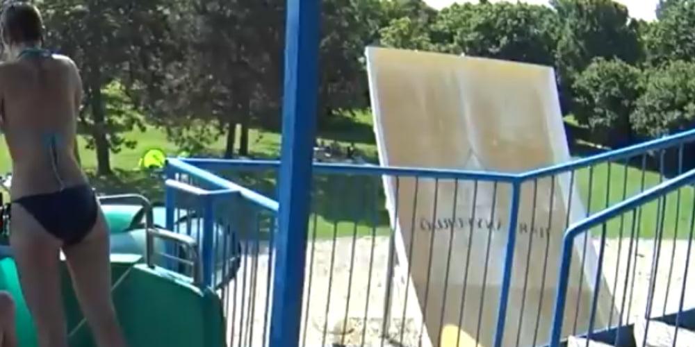 25P Water park Asses