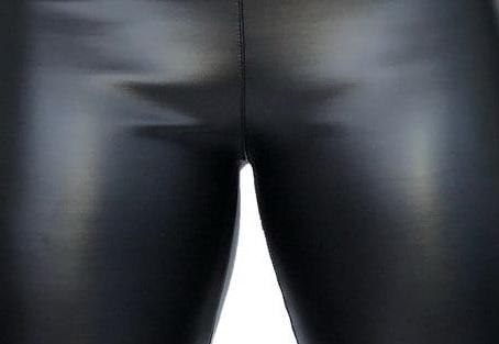 25P Leather cameltoe 10