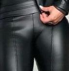 25P Leather cameltoe 10