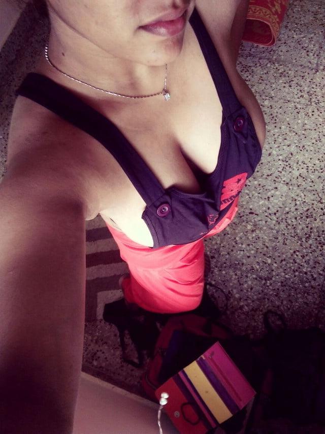 25P Coimbatore tamil doctor pavithra hot nude images collection