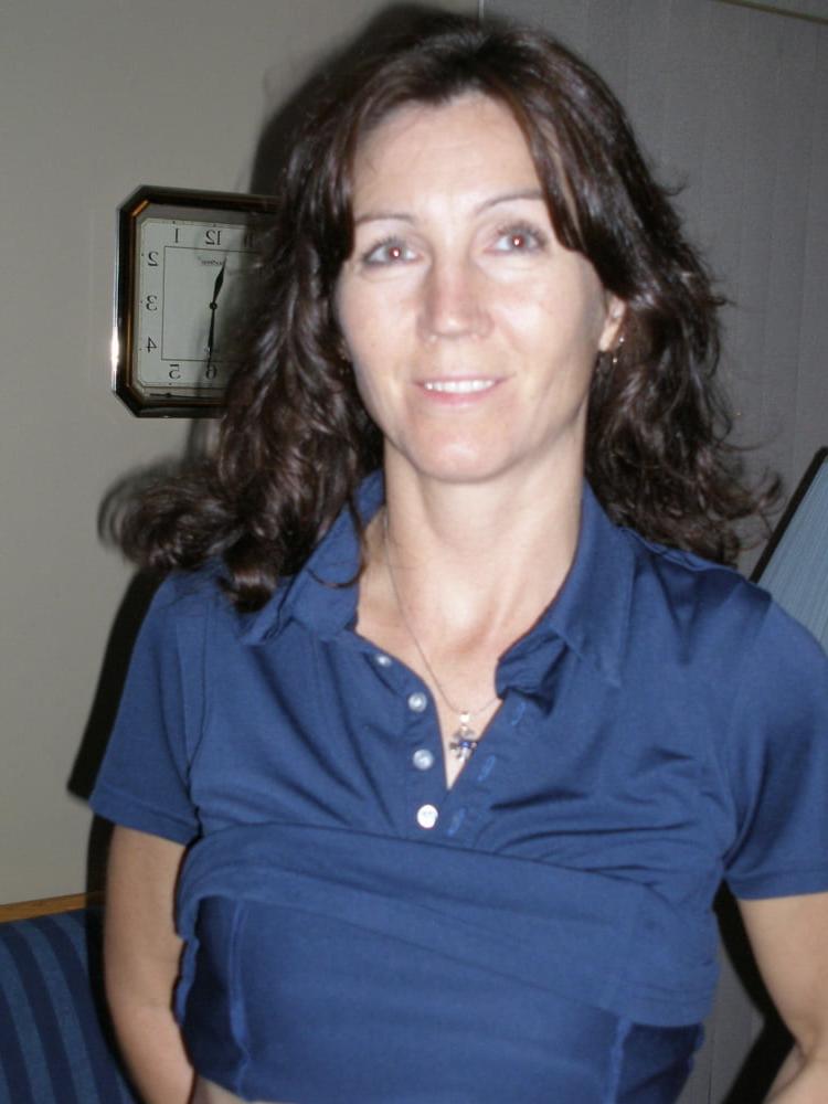 25P milf wife want to fuck so bad.