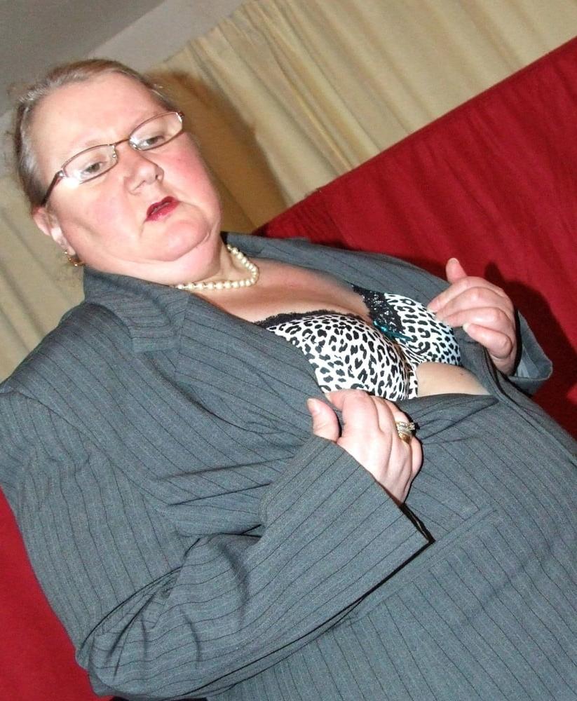 12P Aunty Jayne Fuck Slut Pics before I shagged her