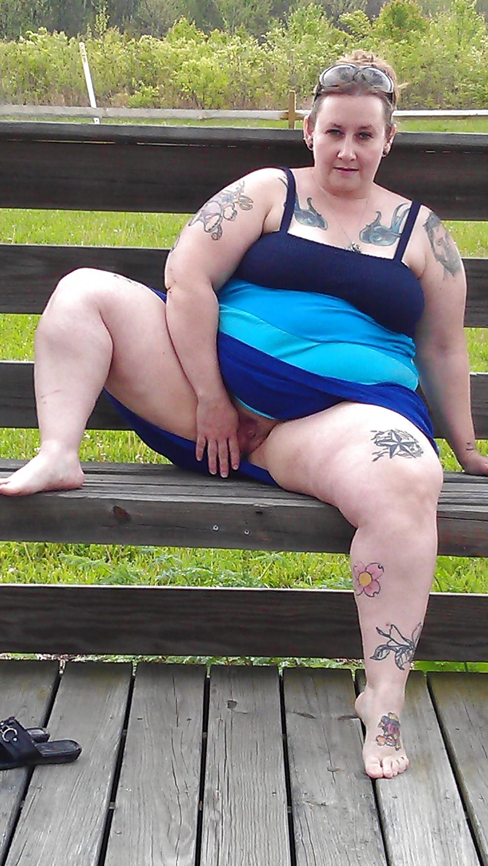 14P Nude at a park
