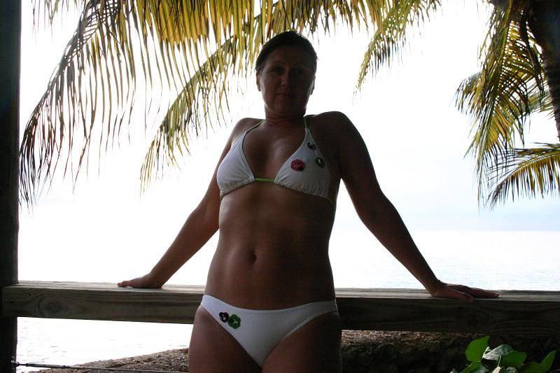 14P Dutchy cucky exposing her wife